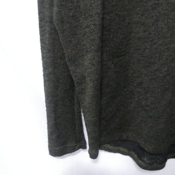 JOLIE USA | 24 pit to pit measured | Lightweight Olive Green V-Neck Sweater - Picture 6 of 14